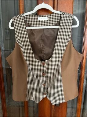 Houndstooth Plaid Button Down Vest